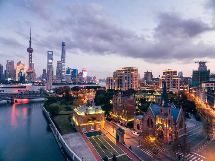 上海之声，与听众共话精彩世界